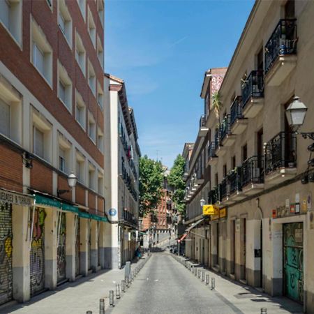 2 Bedroom Flat In La Latina-Carn Madrid Esterno foto