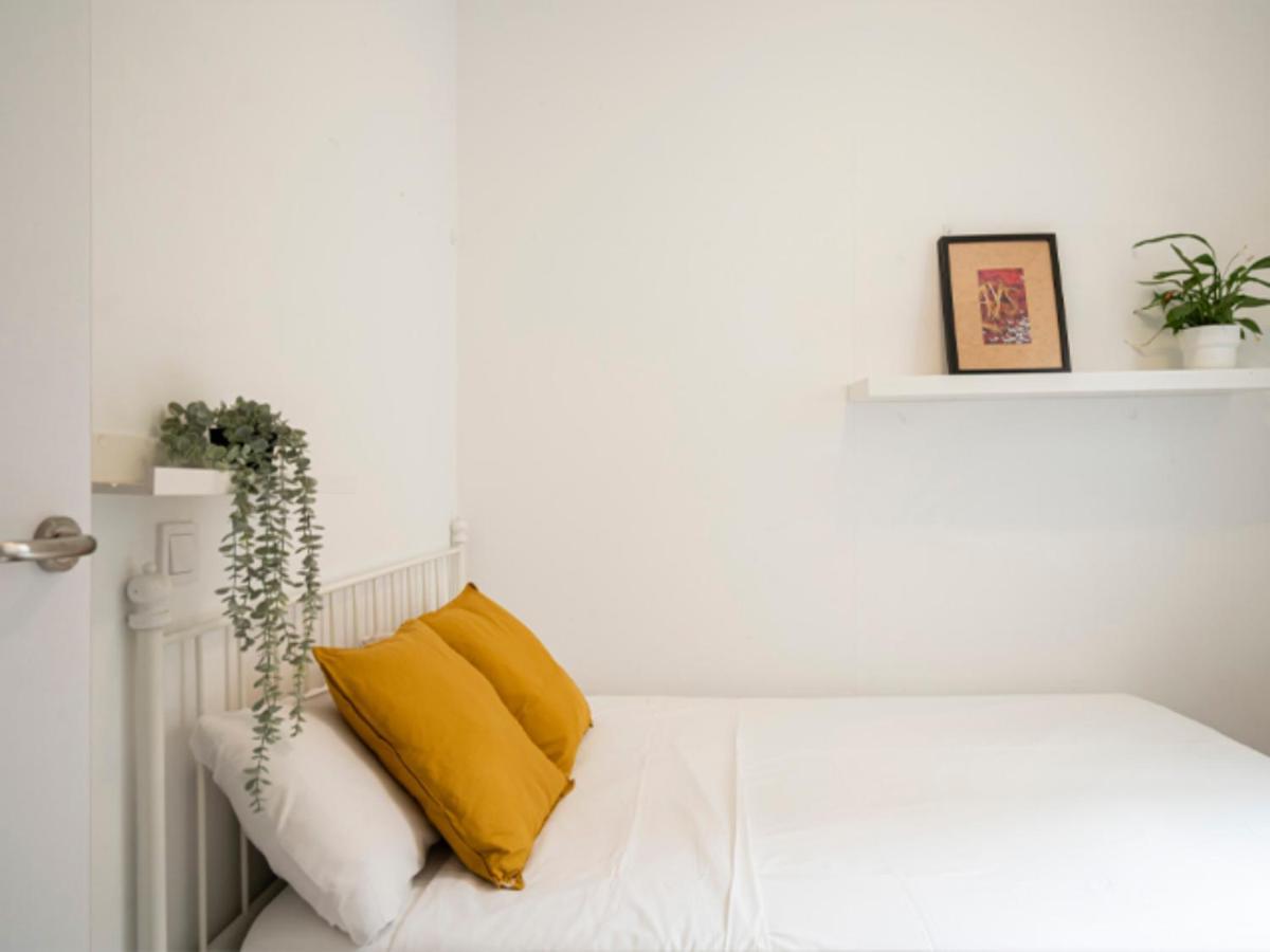 2 Bedroom Flat In La Latina-Carn Madrid Esterno foto