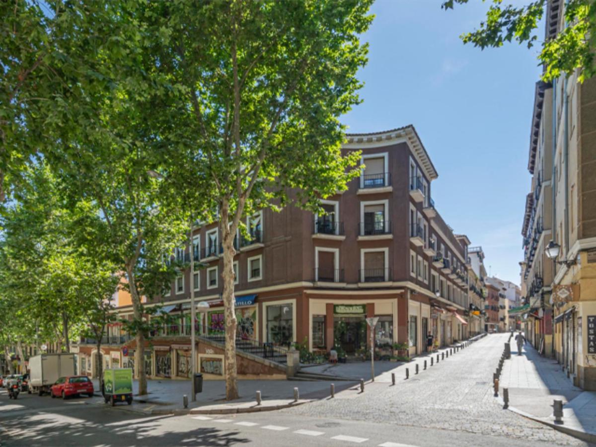 2 Bedroom Flat In La Latina-Carn Madrid Esterno foto